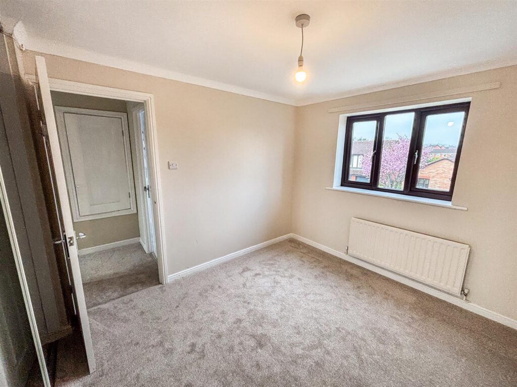Crampton Court, Oswestry photo 17