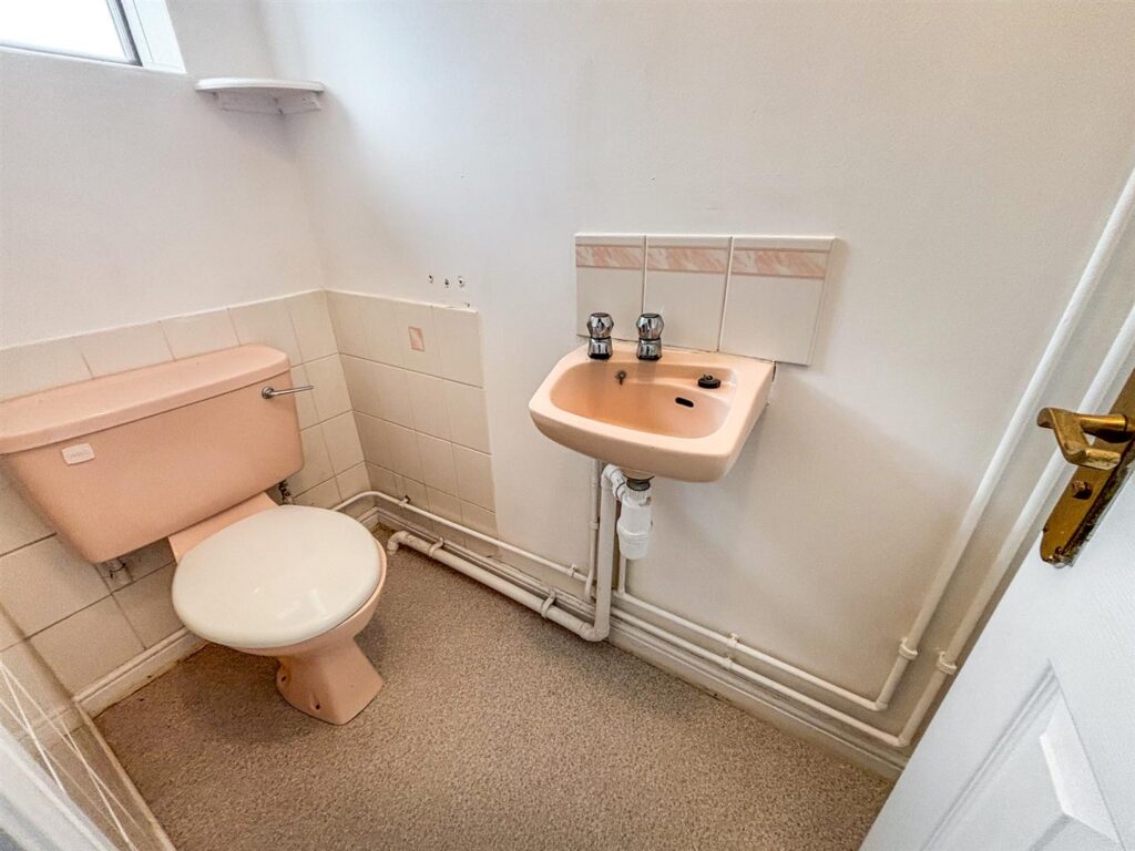 Crampton Court, Oswestry photo 18