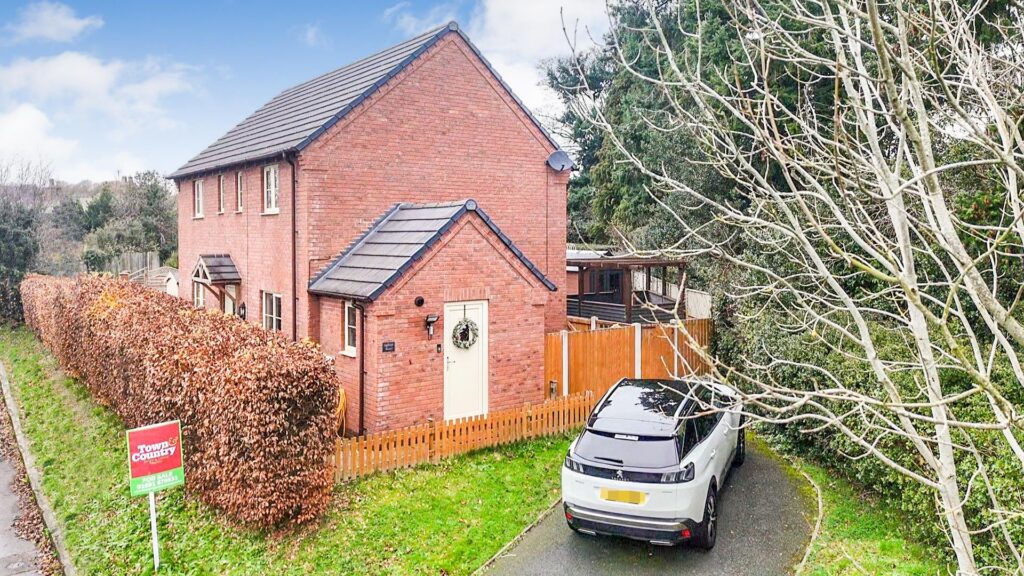 Middleton Road, Oswestry photo 22