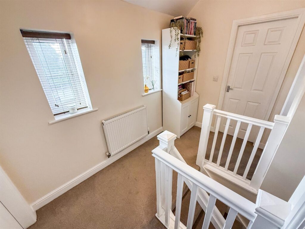 Middleton Road, Oswestry photo 18