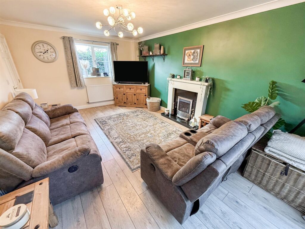Middleton Road, Oswestry photo 19