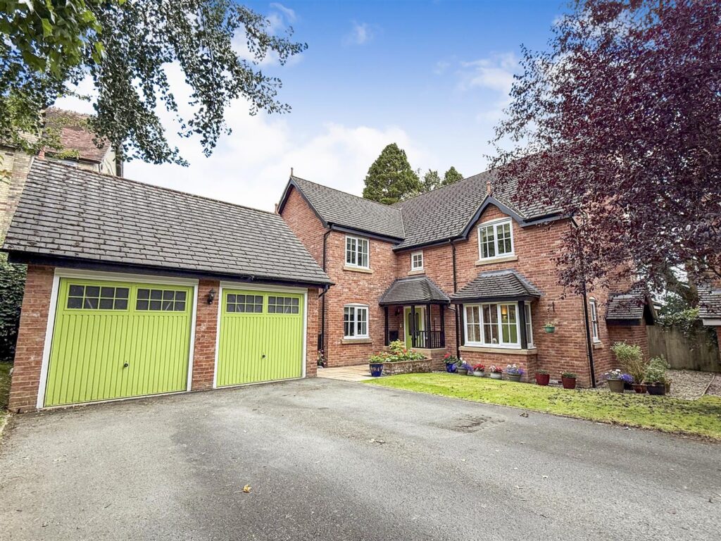 Mount Rise, Oswestry photo 1