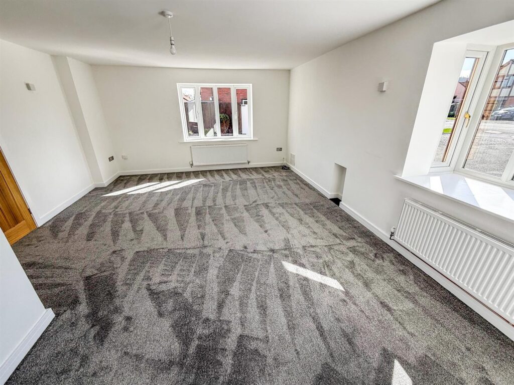 Plas Cerrig Close, Whittington, Oswestry photo 15