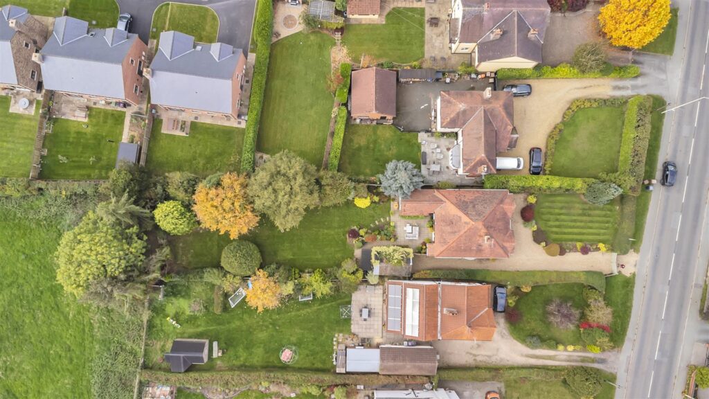 Whittington Road, Gobowen photo 15