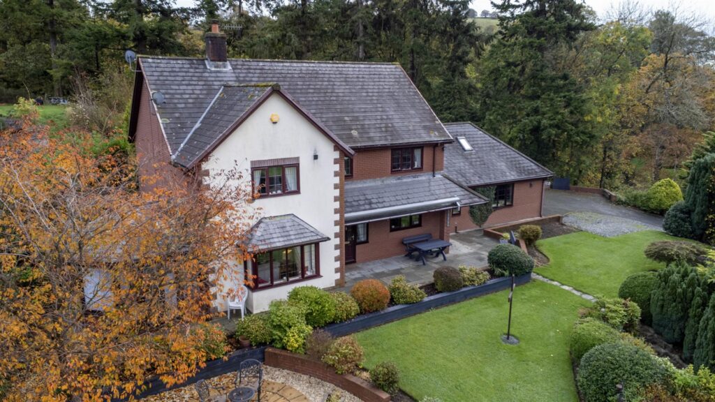 Fforrd Y Cain, Llanfyllin photo 23