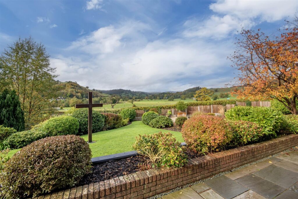 Fforrd Y Cain, Llanfyllin photo 31