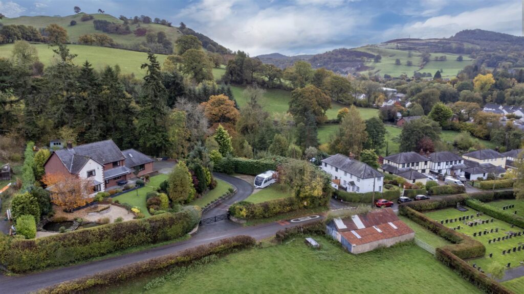 Fforrd Y Cain, Llanfyllin photo 28