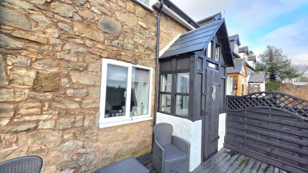 Fron Isaf, Chirk, Wrexham photo 19