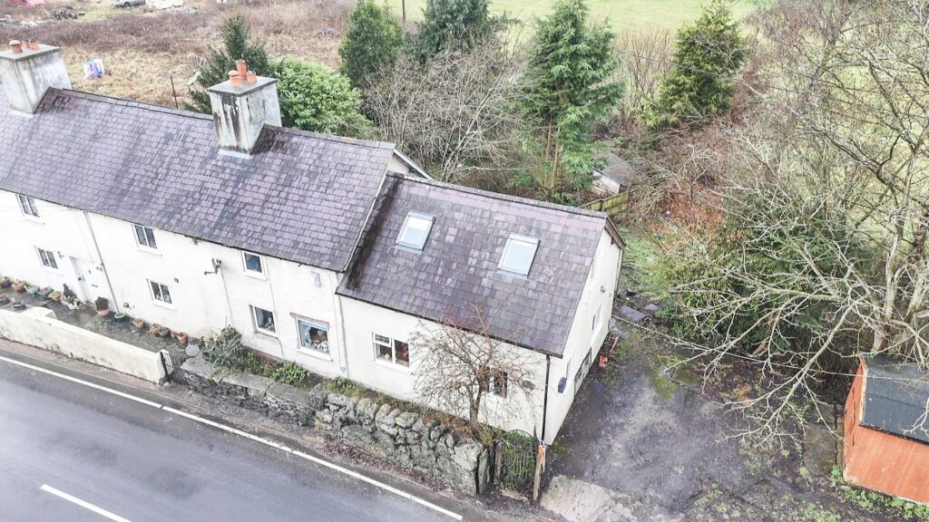 Accommodation Comprises;