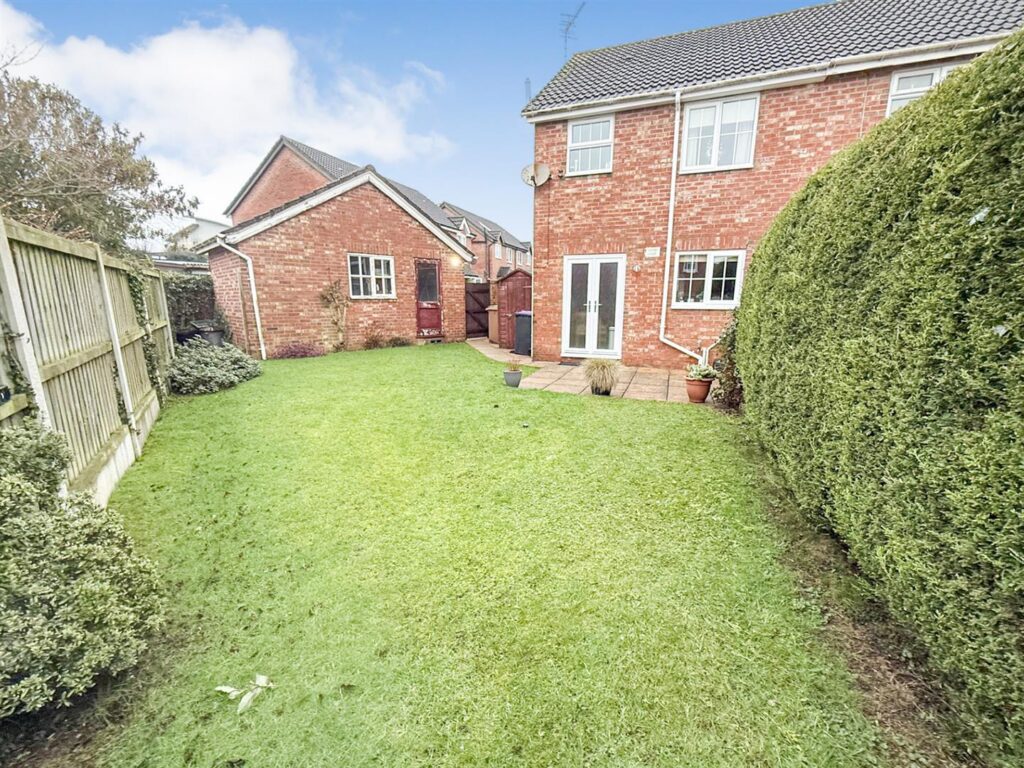Cabin Lane, Oswestry photo 12
