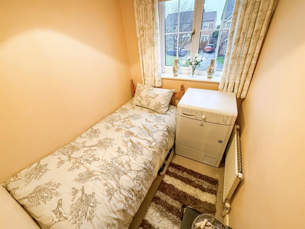 Cabin Lane, Oswestry photo 10