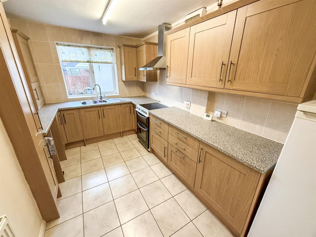 Bridgeman Road, Oswestry photo 4