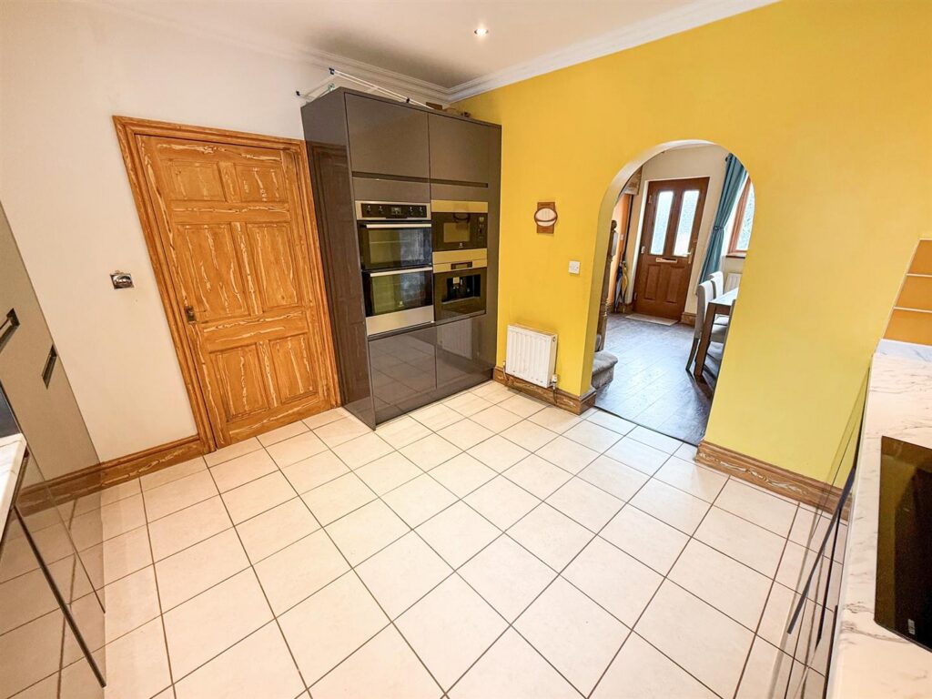 Brookside, Morda photo 20