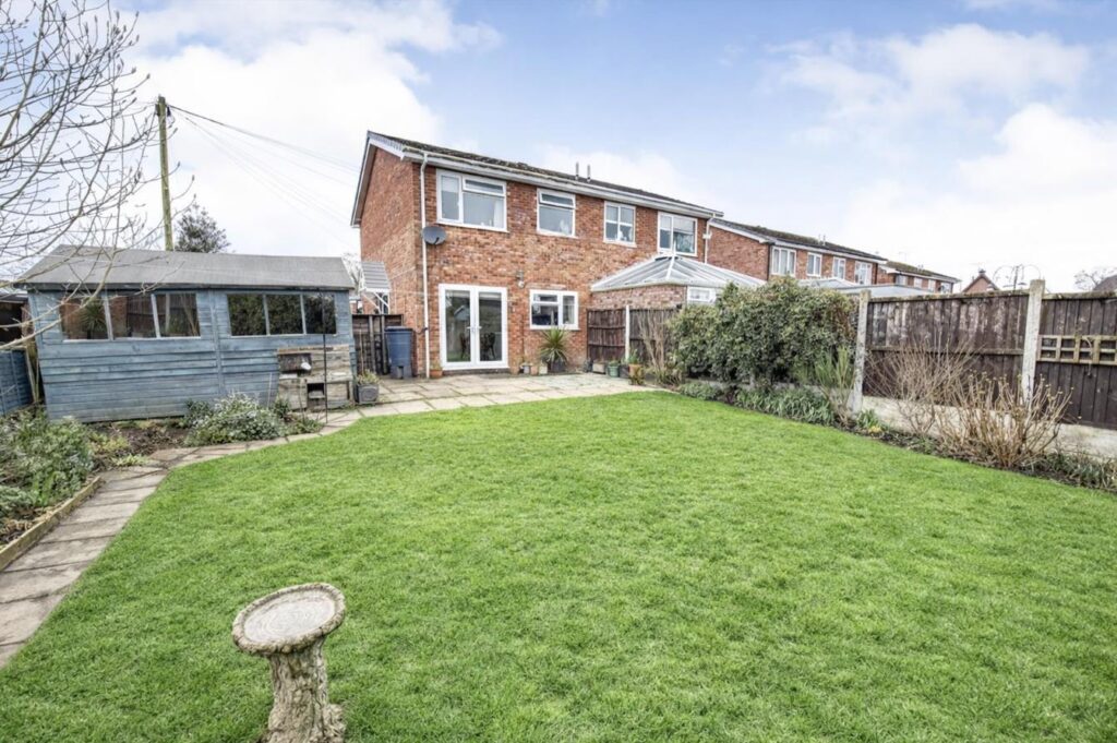 Rosehill Drive, Whittington, Oswestry photo 12