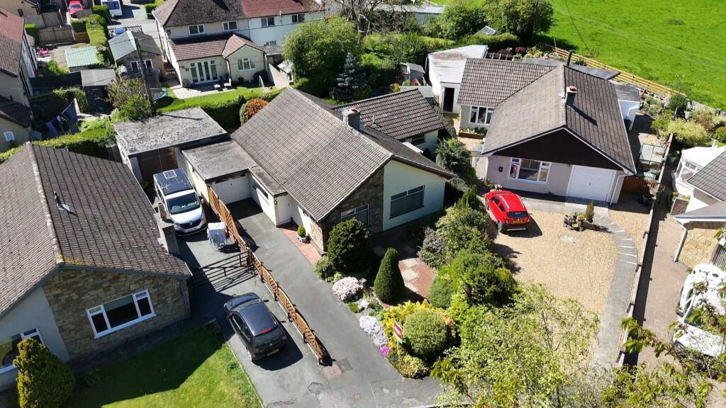 Maes Madog, Pontfadog, Llangollen photo 4