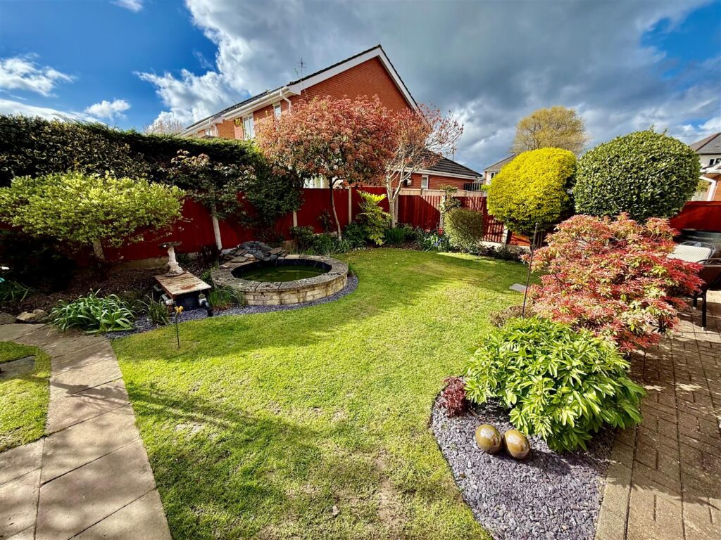 Aspen Grange, Weston Rhyn, Oswestry photo 17