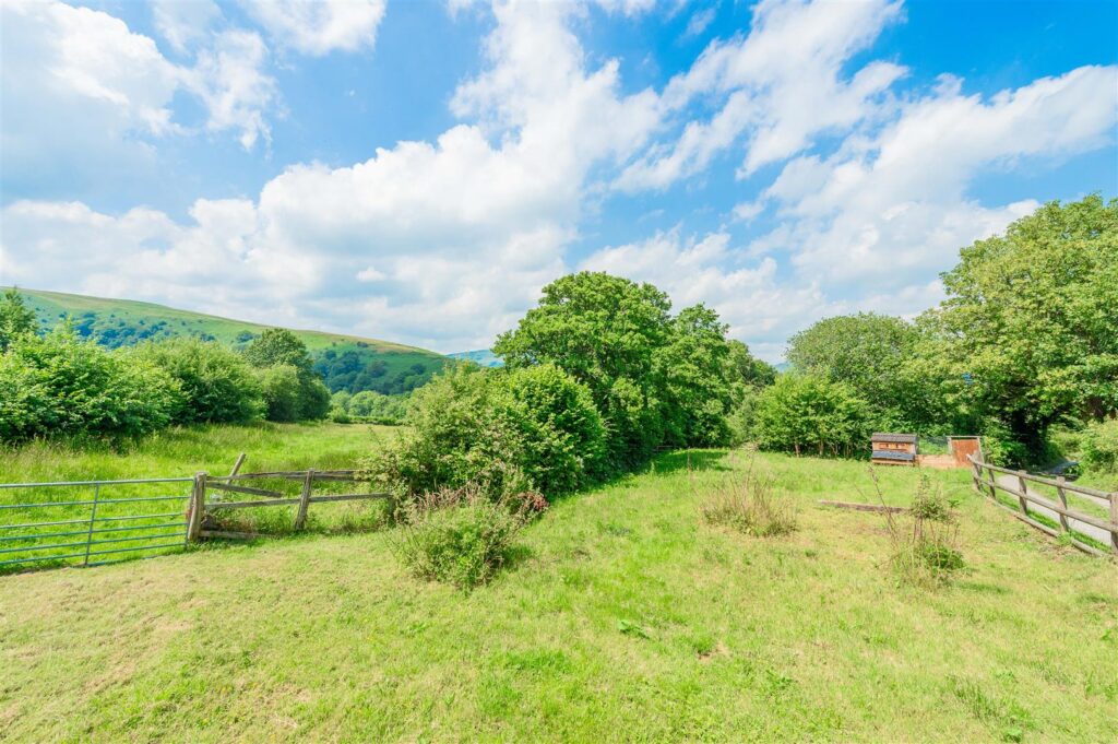 Pen-Y-Garnedd, Llanrhaeadr Ym Mochnant, Oswestry photo 12
