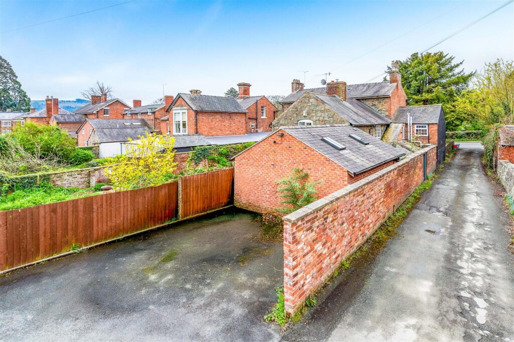Severn Road, Welshpool photo 52