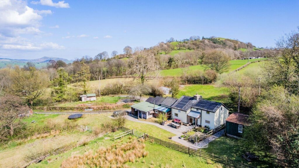Pen-Y-Garnedd, Llanrhaeadr Ym Mochnant, Oswestry