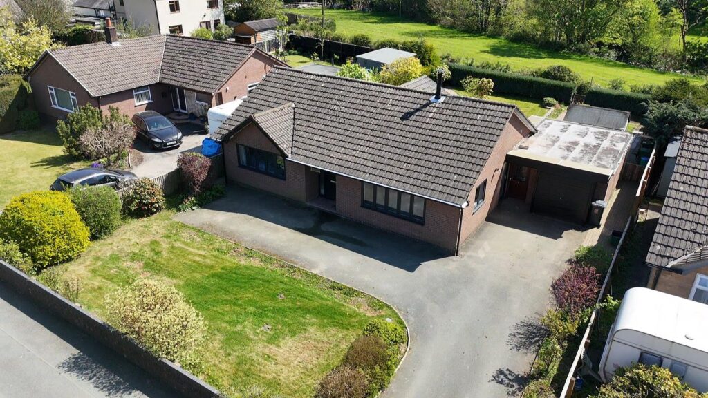 New Road, Glyn Ceiriog
