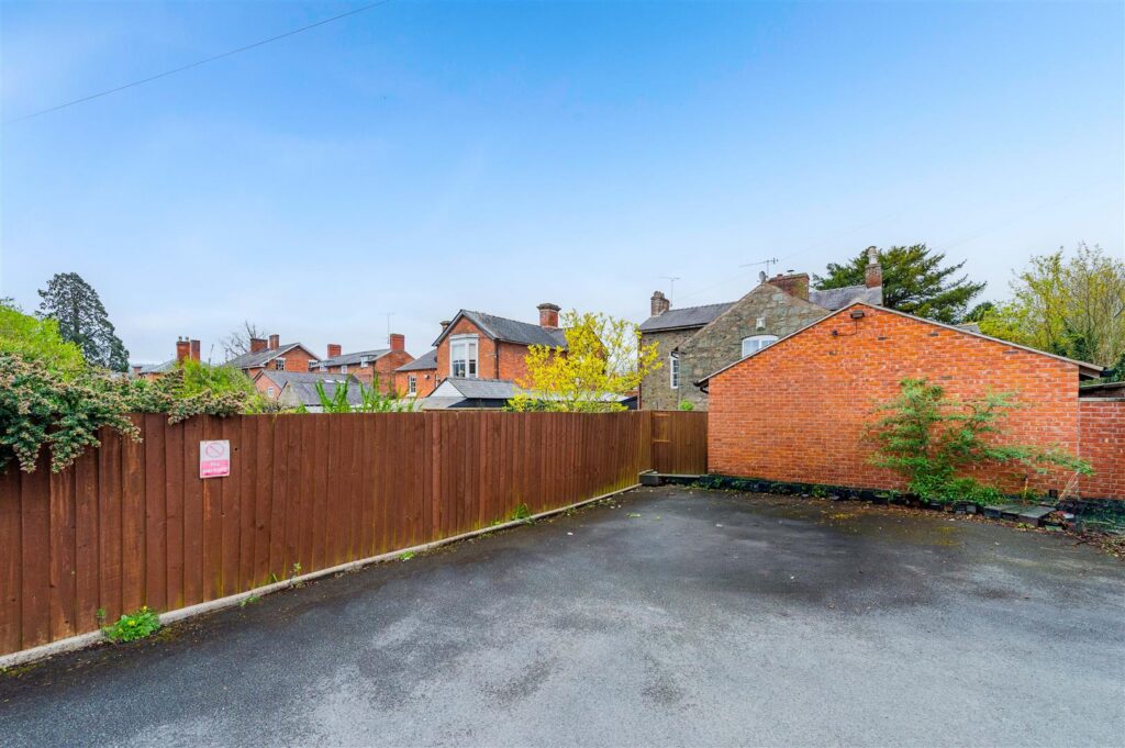 Severn Road, Welshpool photo 55