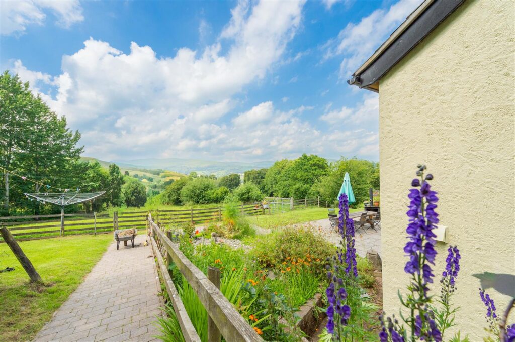 Pen-Y-Garnedd, Llanrhaeadr Ym Mochnant, Oswestry photo 15