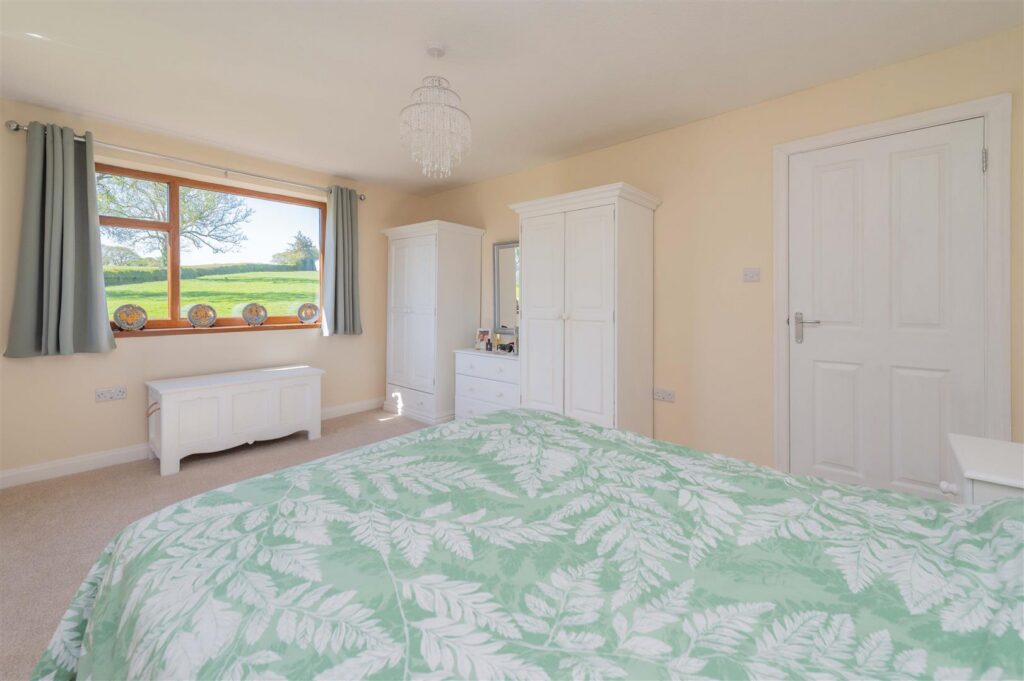 Woodhill, Oswestry photo 7