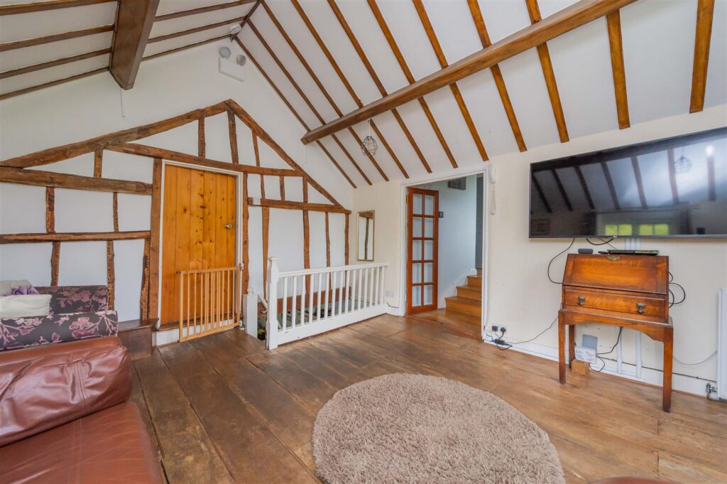 Cymdu, Llanrhaeadr Ym Mochnant photo 8