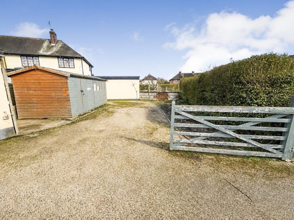 Hawthorn Grove, Oswestry photo 18
