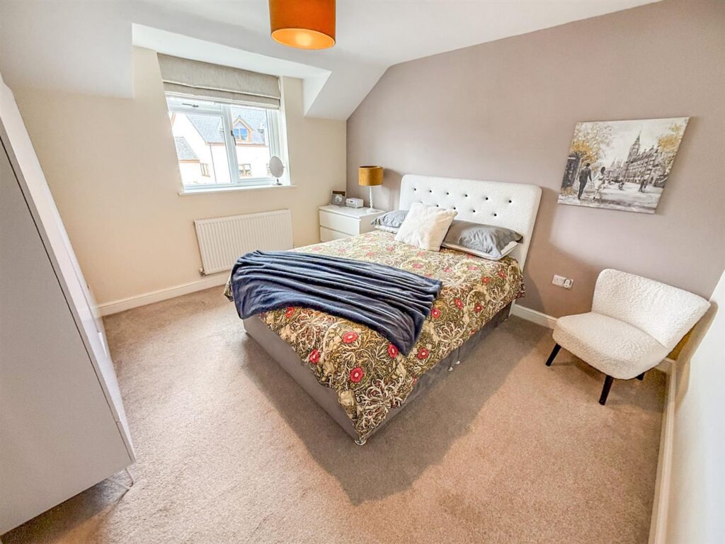 Hengoed photo 18