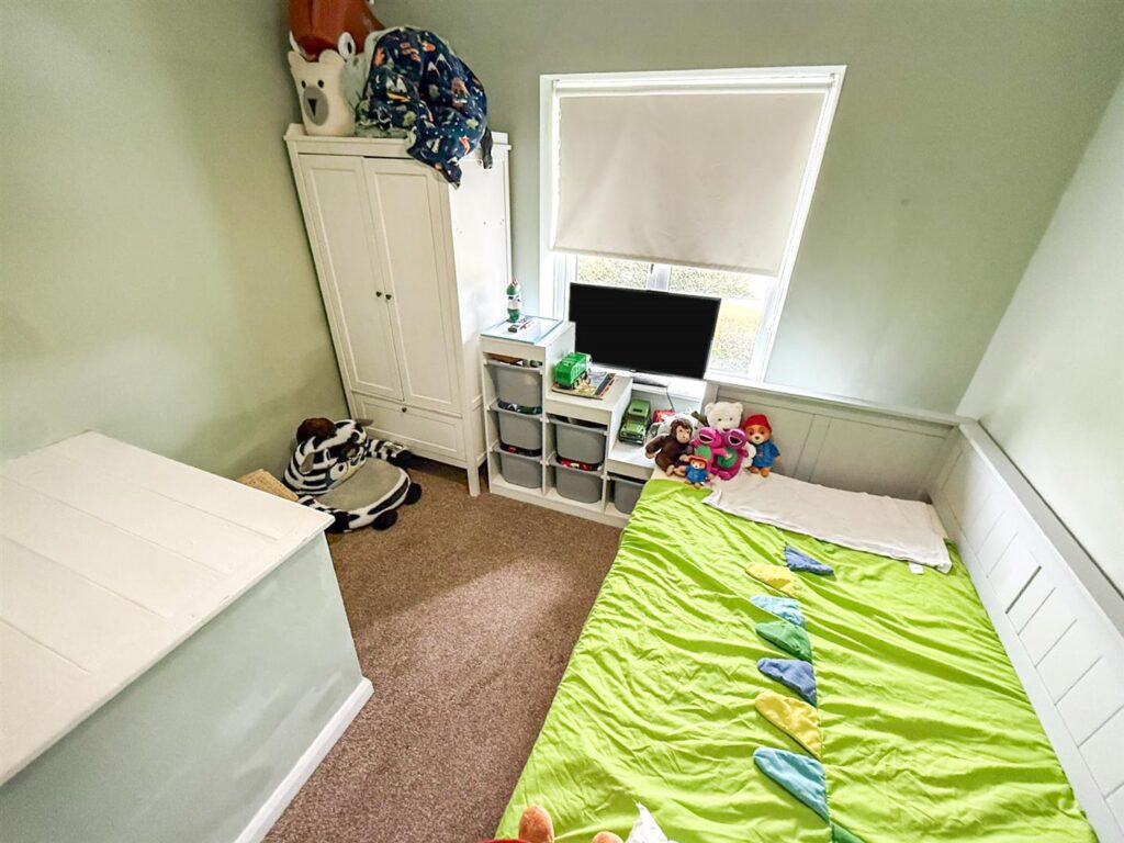 Hawthorn Grove, Oswestry photo 16