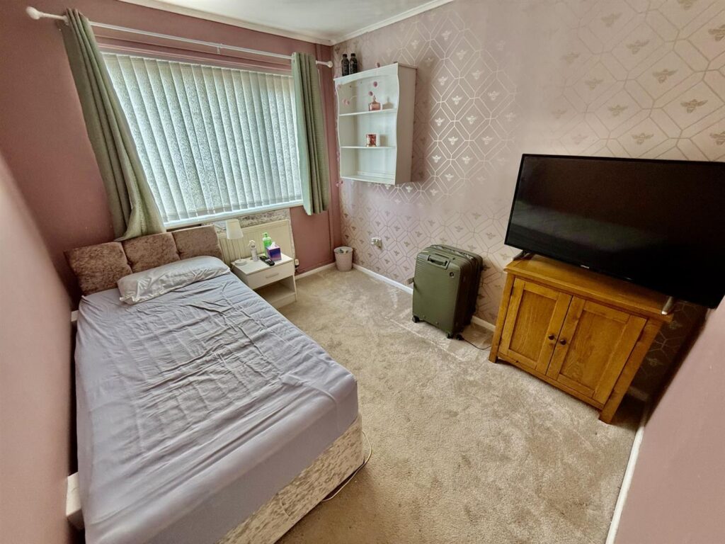 Perry Road, Rhewl, Gobowen, Oswestry photo 10