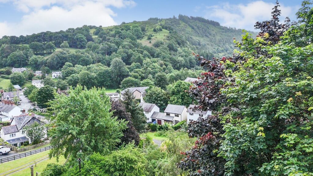Quarry Road, Glyn Ceiriog, Llangollen photo 23