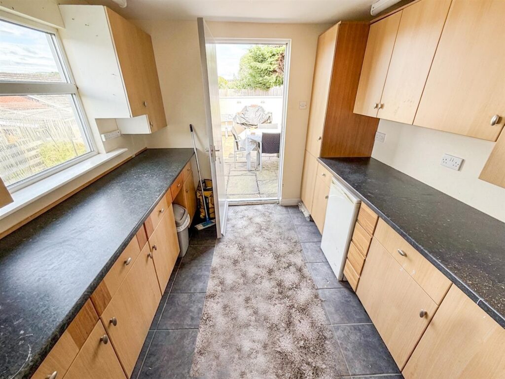 Perry Road, Gobowen, Oswestry photo 19