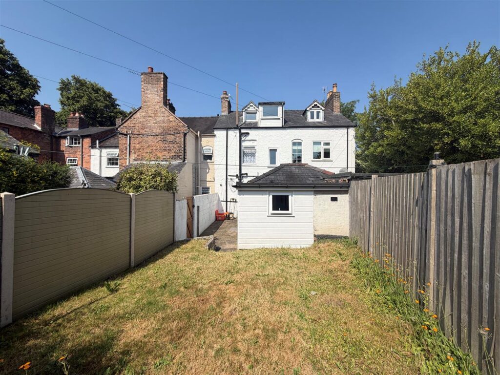 Brynhafod Road, Oswestry photo 3
