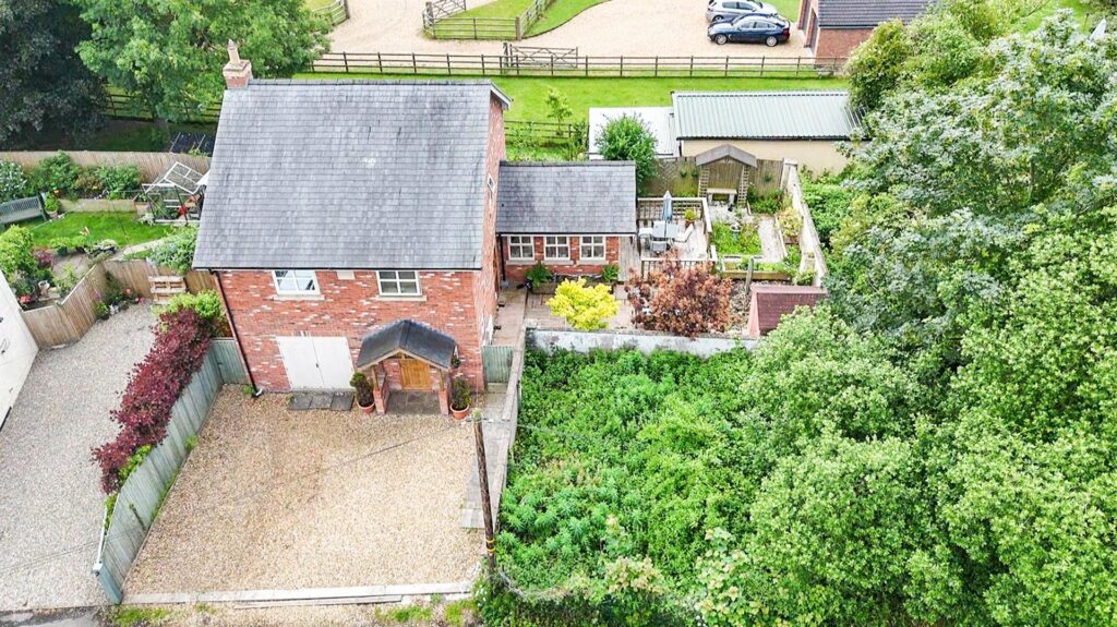 Moors Lane, St Martins