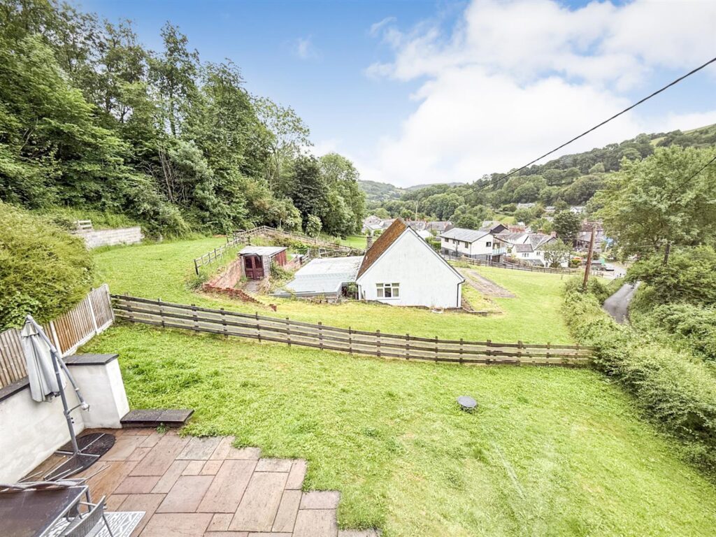 Quarry Road, Glyn Ceiriog, Llangollen photo 7