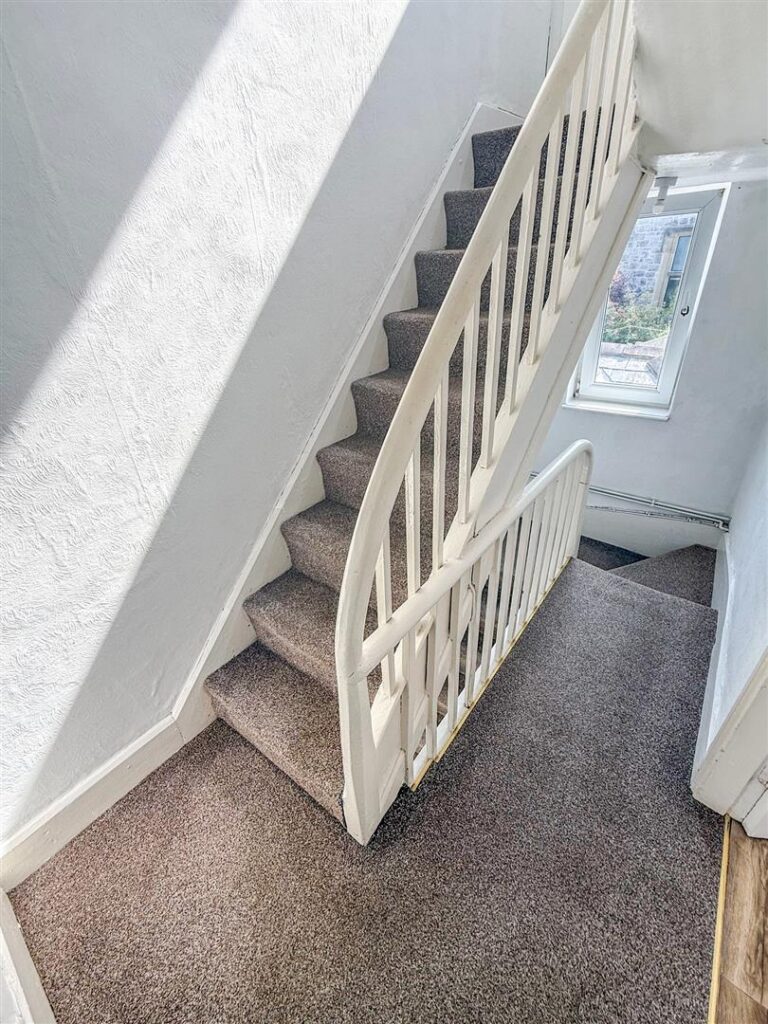 Brynhafod Road, Oswestry photo 10