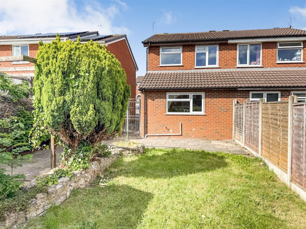 Middleton Close, Oswestry photo 10