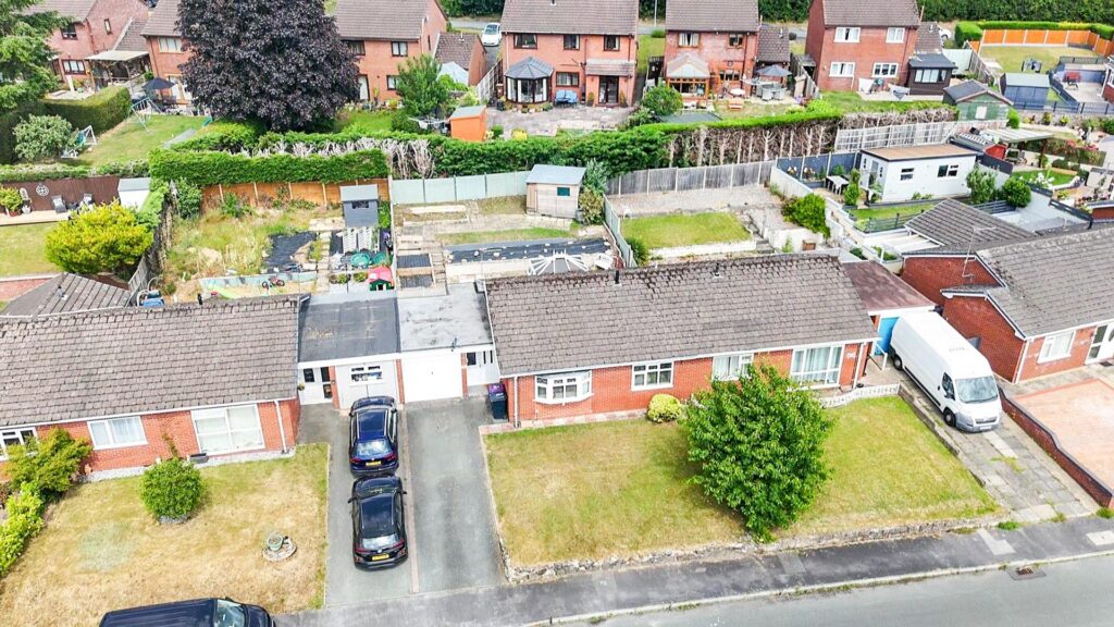 Perry Road, Rhewl, Gobowen, Oswestry photo 1