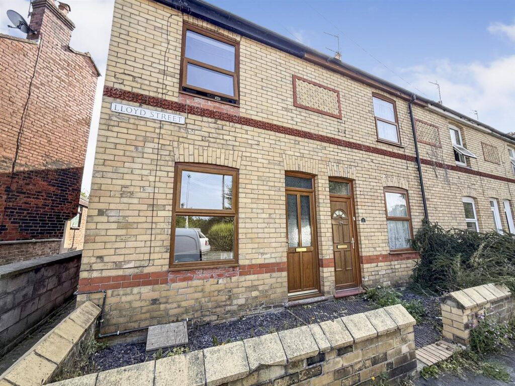 Lloyd Street, Oswestry photo 14