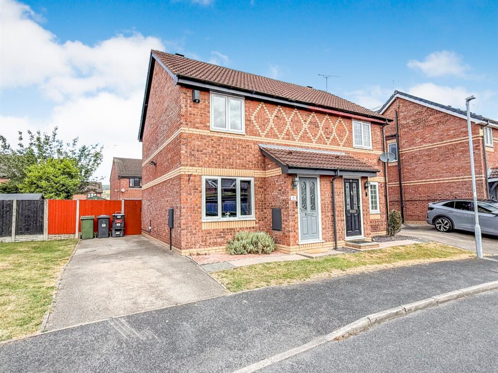 Yr Helfa, Chirk, Wrexham photo 1