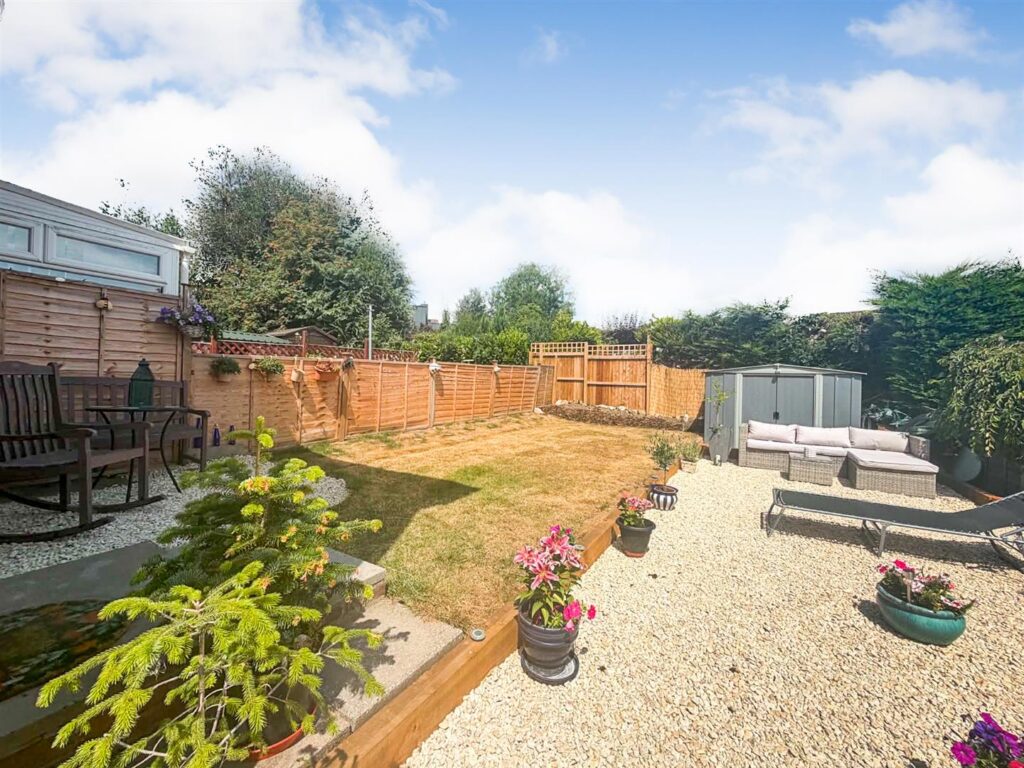 Middleton Road, Oswestry photo 14