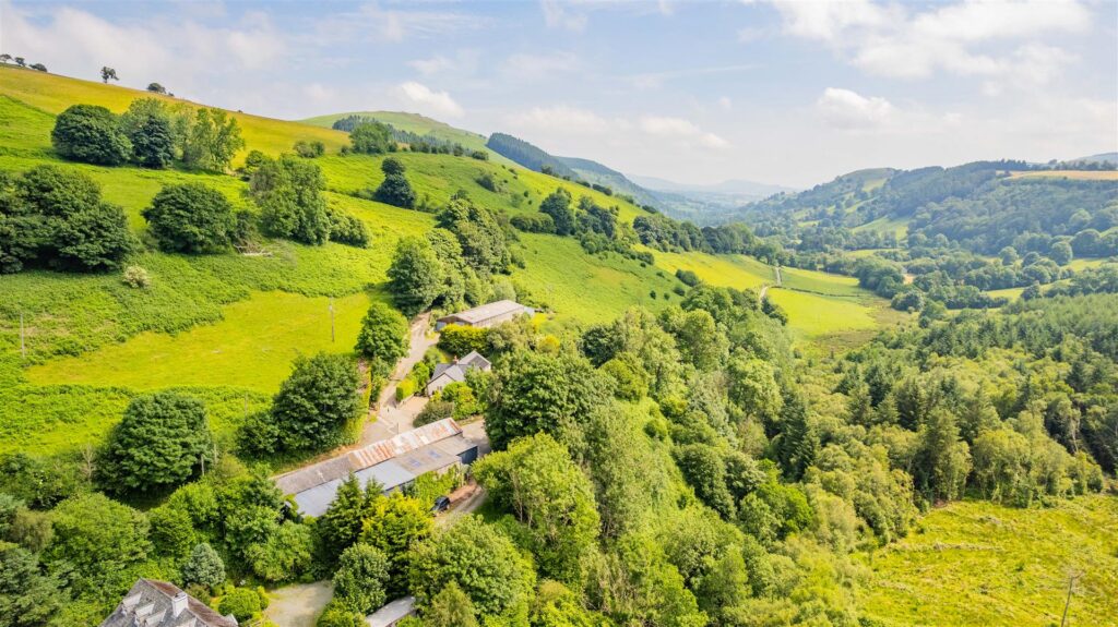 Hirnant, Penybontfawr, Oswestry photo 35
