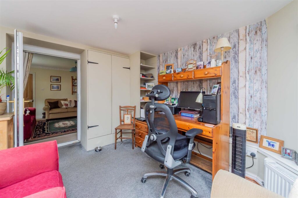Forest Hills, Chirk photo 17