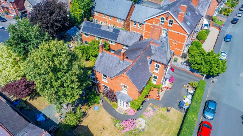 Queens Road, Oswestry photo 49