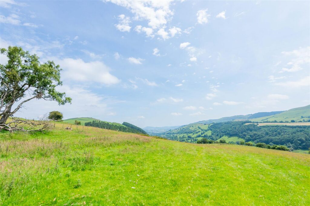 Hirnant, Penybontfawr, Oswestry photo 32