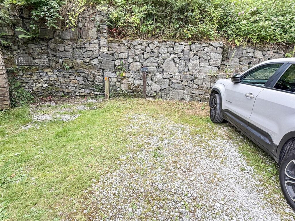Aberteirw Terrace, Pandy, Llangollen photo 9
