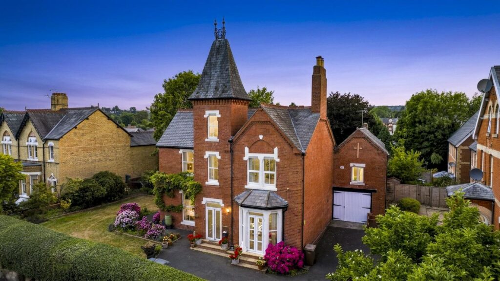 Queens Road, Oswestry photo 5