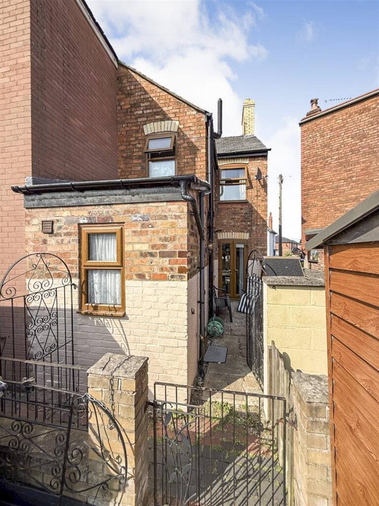 Lloyd Street, Oswestry photo 3